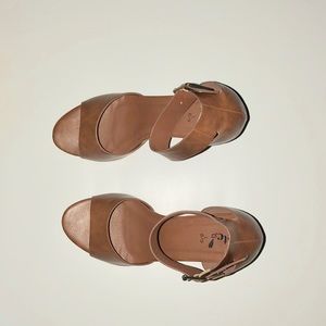 Women’s Strappy Heel